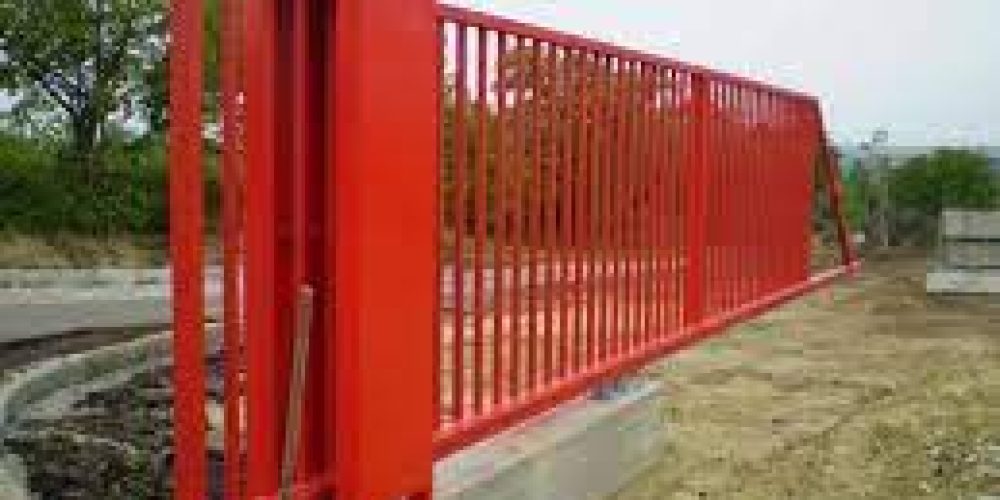 Fencing Treatment and Renovation Essentials