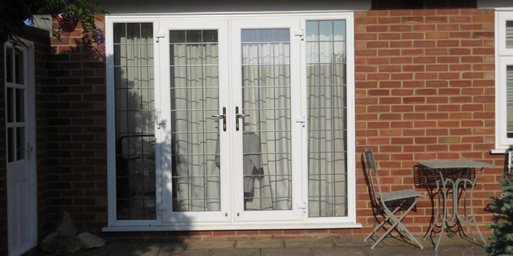 The Advantages of Using Automatic Sliding and Folding Doors